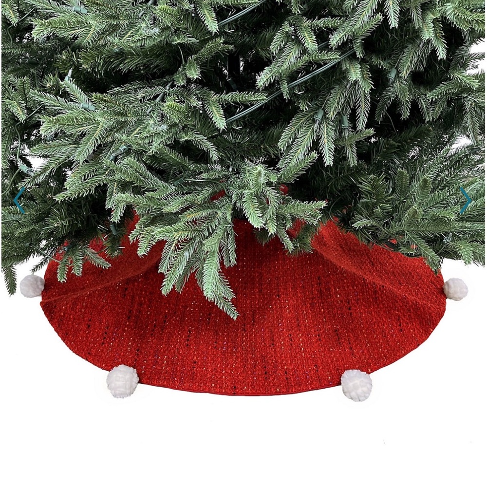 St. Nicholas Square‎ Red Tree Skirt Sz. 48 inches NWT